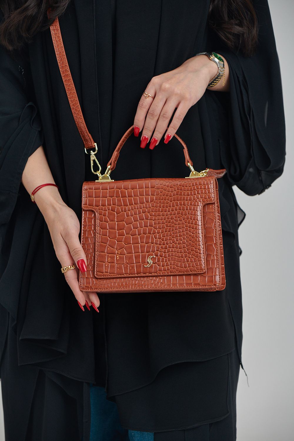 L176-BROWN-1