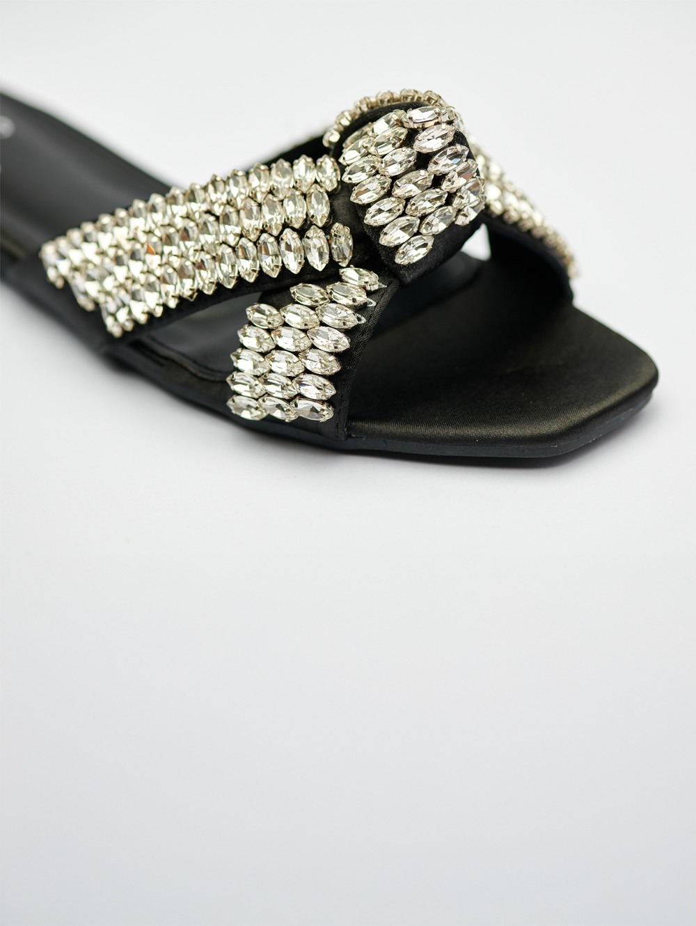 S205-S-BLACK-1