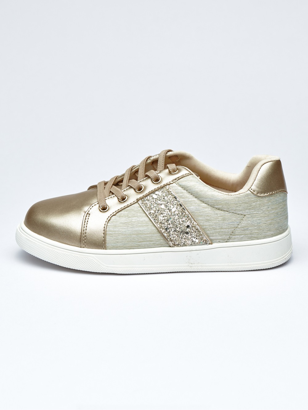 SC-Q6-Gold-3