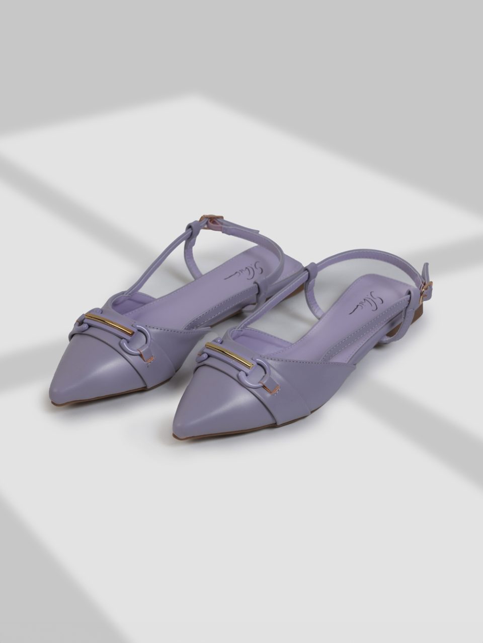 SC-B022 / Classic Elegance Slipper